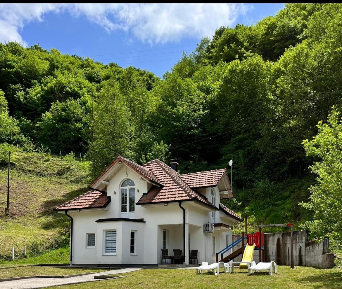 Cobras Plivsko Jezero, Jajce Villa Exterior photo